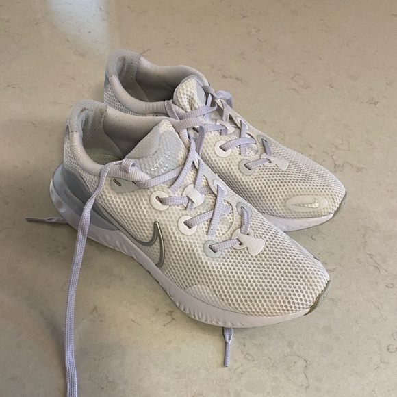 Nike Renew Running Shoes - Picture 1 of 8